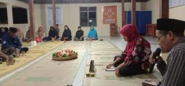 Kehidmatan dan Kebersamaan dalam Malam Tirakatan